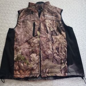 Gamehide Zip from Brown/camo light fitted  vest size XL